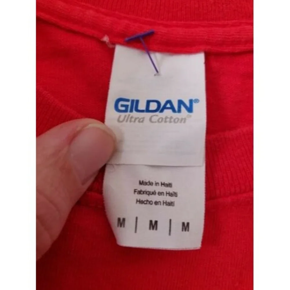Denver Colorado Comic Con Shirt 2018 Men Medium Gildan Red Volunteer TEE